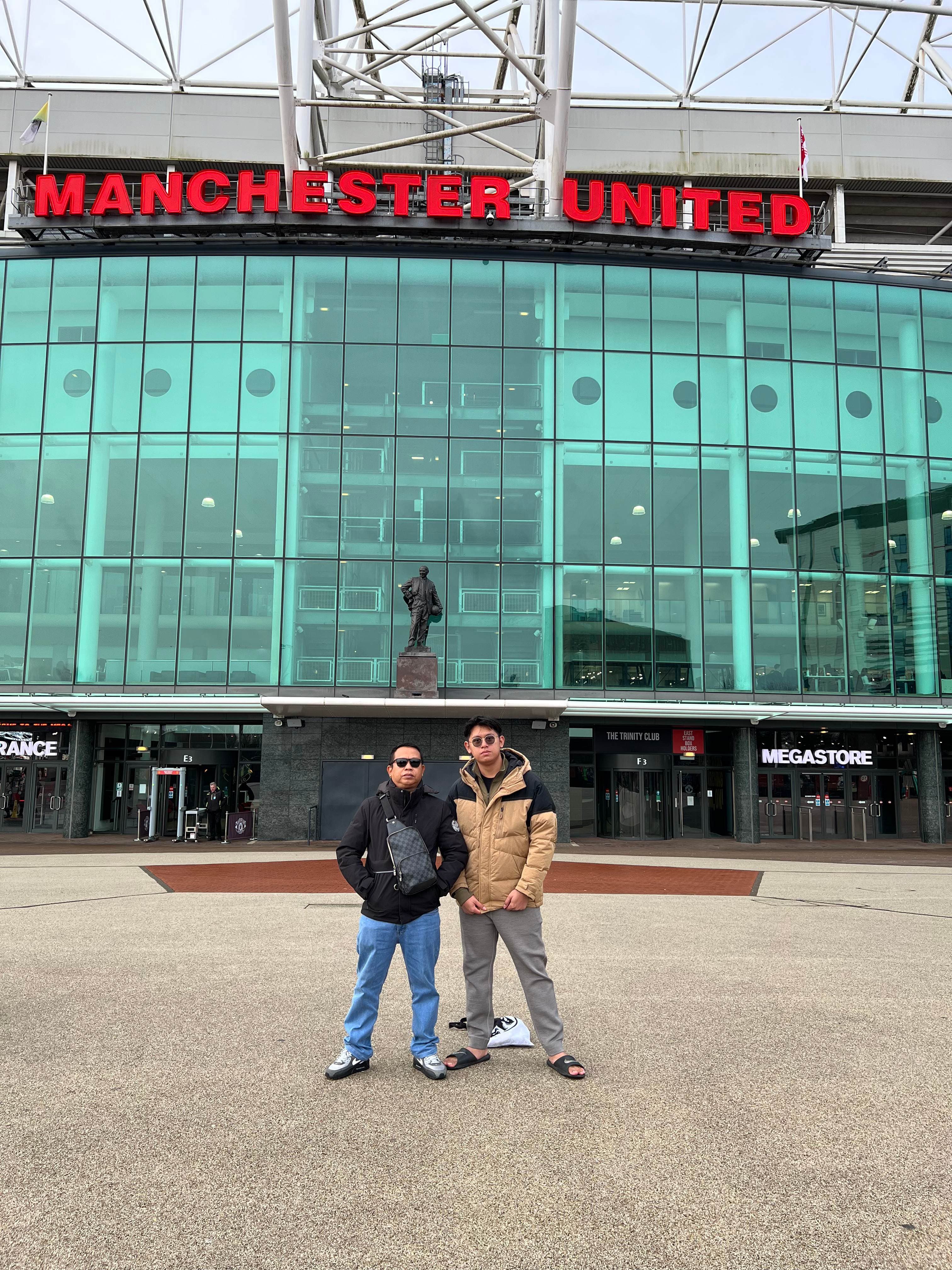 MANCHESTER UNITED STADIUM1