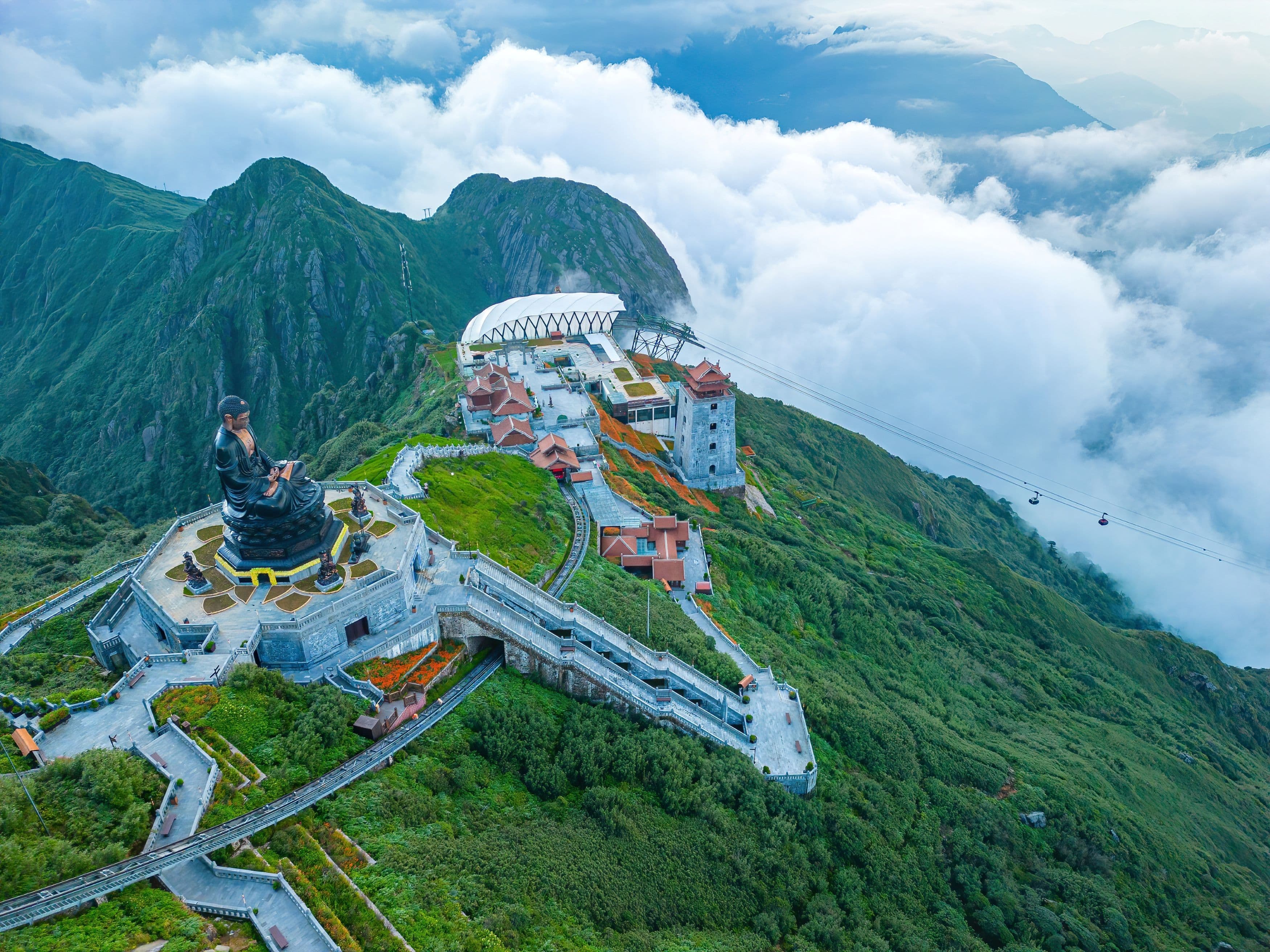 VIETNAM SA PA FANSIPAN + ALPINE COASTER & HALONG BAY CRUISE