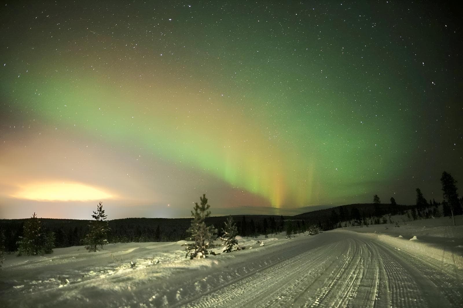 FINLAND LAPLAND AURORA HUNTING + BALTIC & POLAND 6 NEGARA