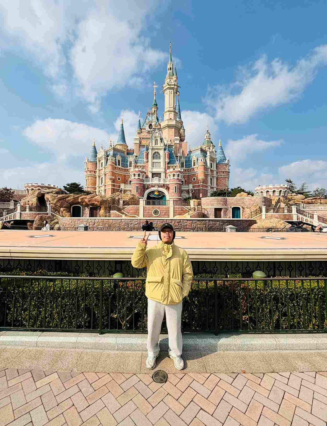 SPRING CHINA 3 THEME PARK + QINGSHAN MATCHA LAKE