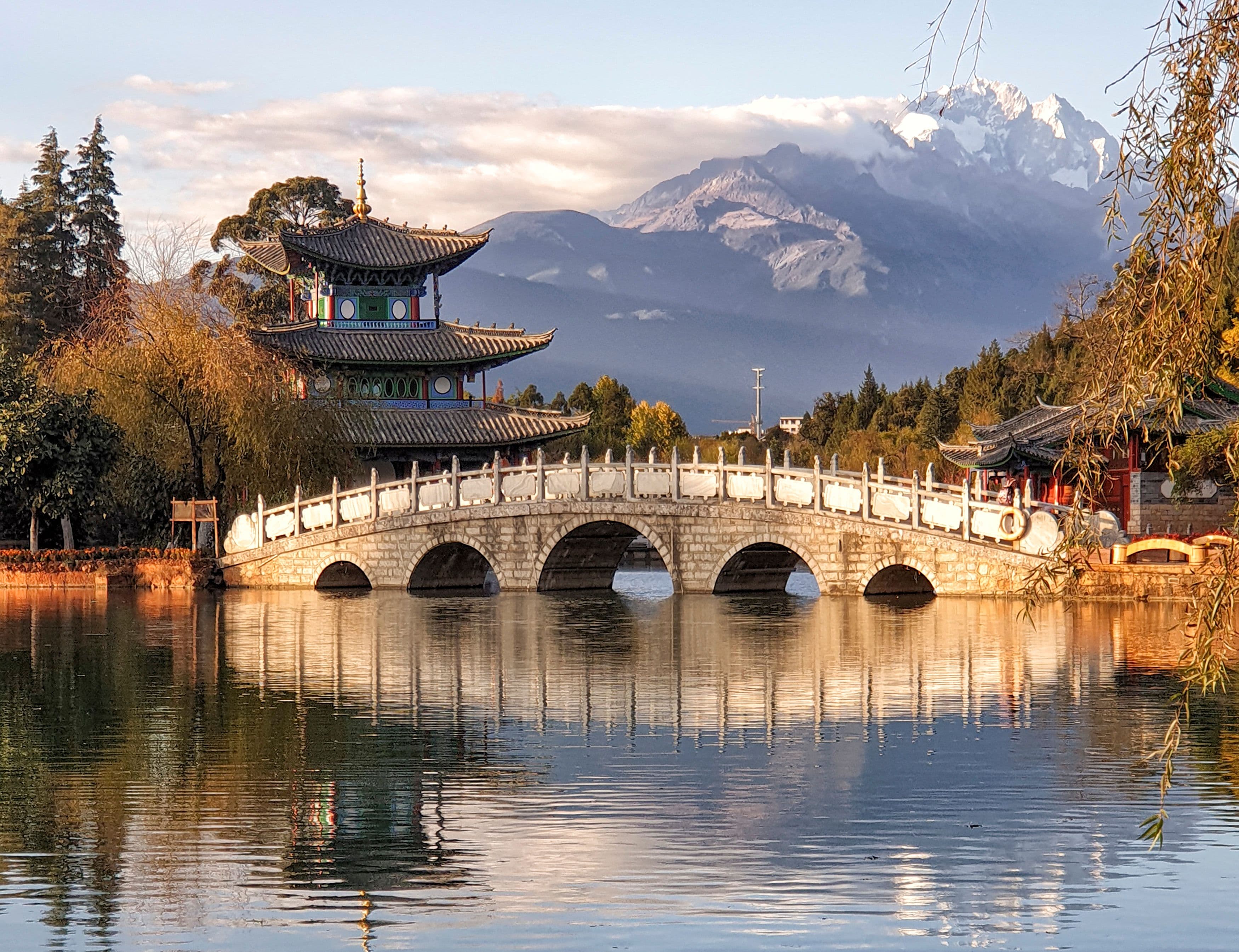 SUPER BEST SAVER KUNMING BUY 1 GET 1 FREE