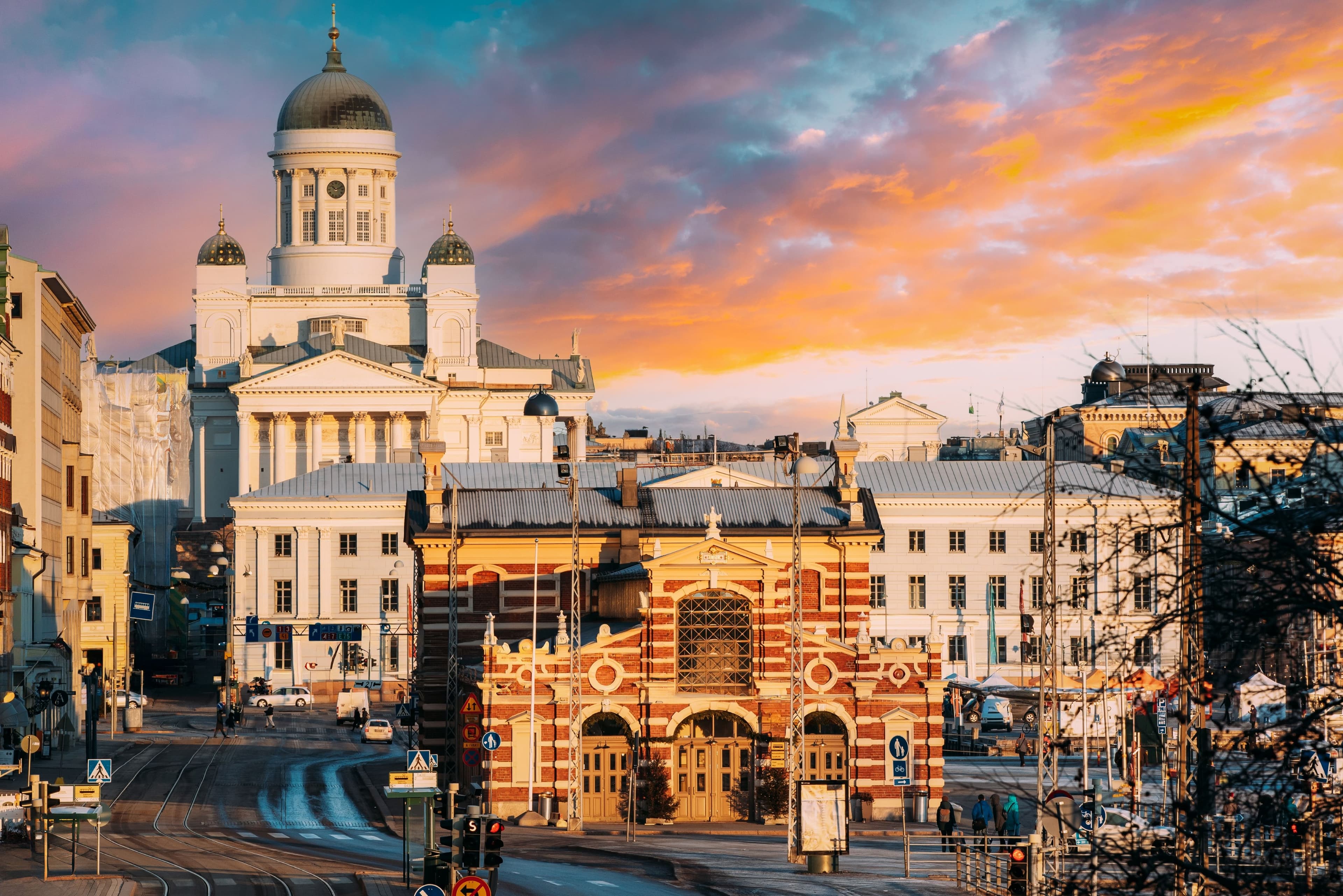 Helsinki Cathedral & vanha kauppahalli