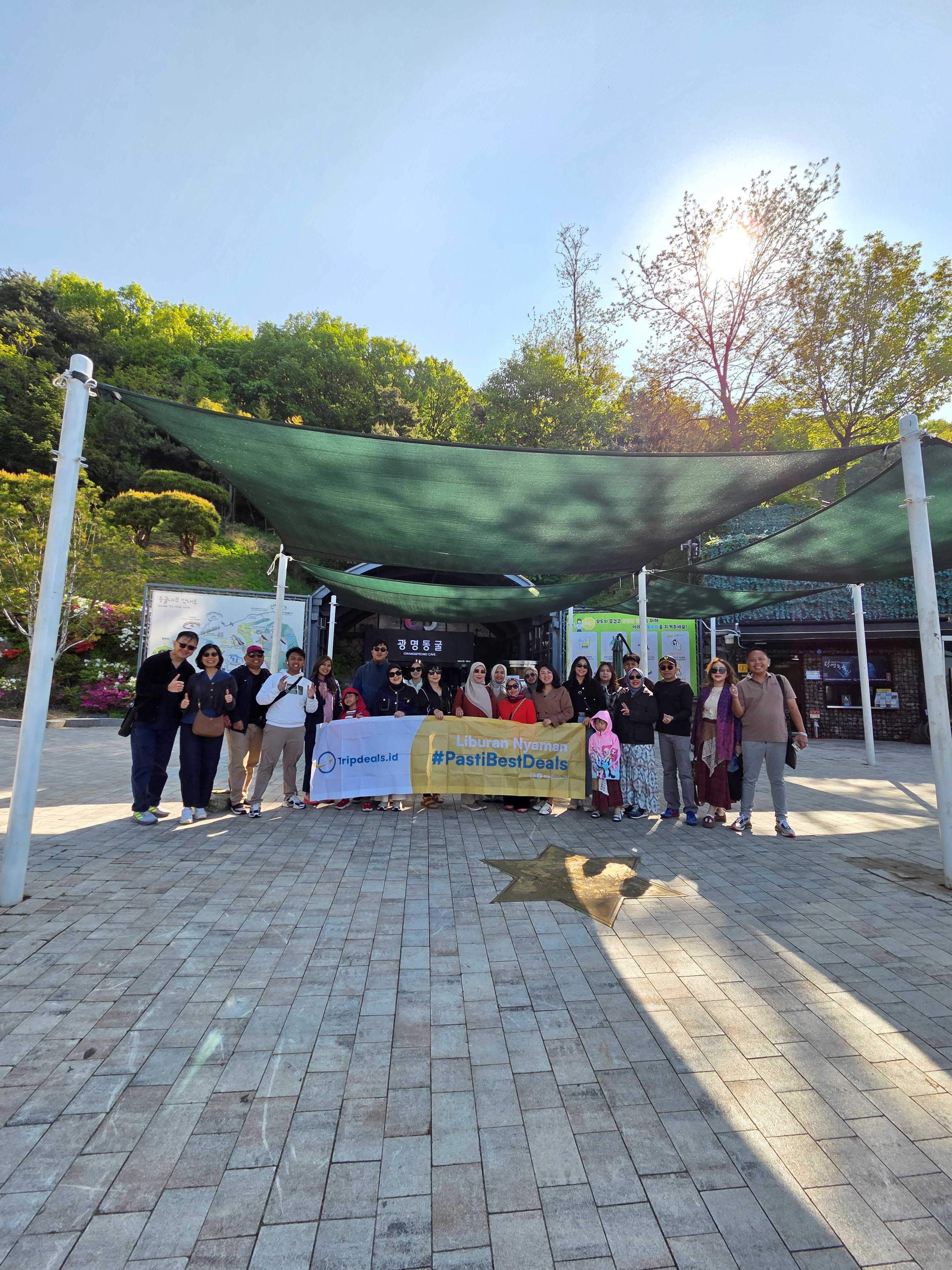 SUPER SALE KOREA FAIRYTALE VILLAGE + STARFIELD LIBRARY