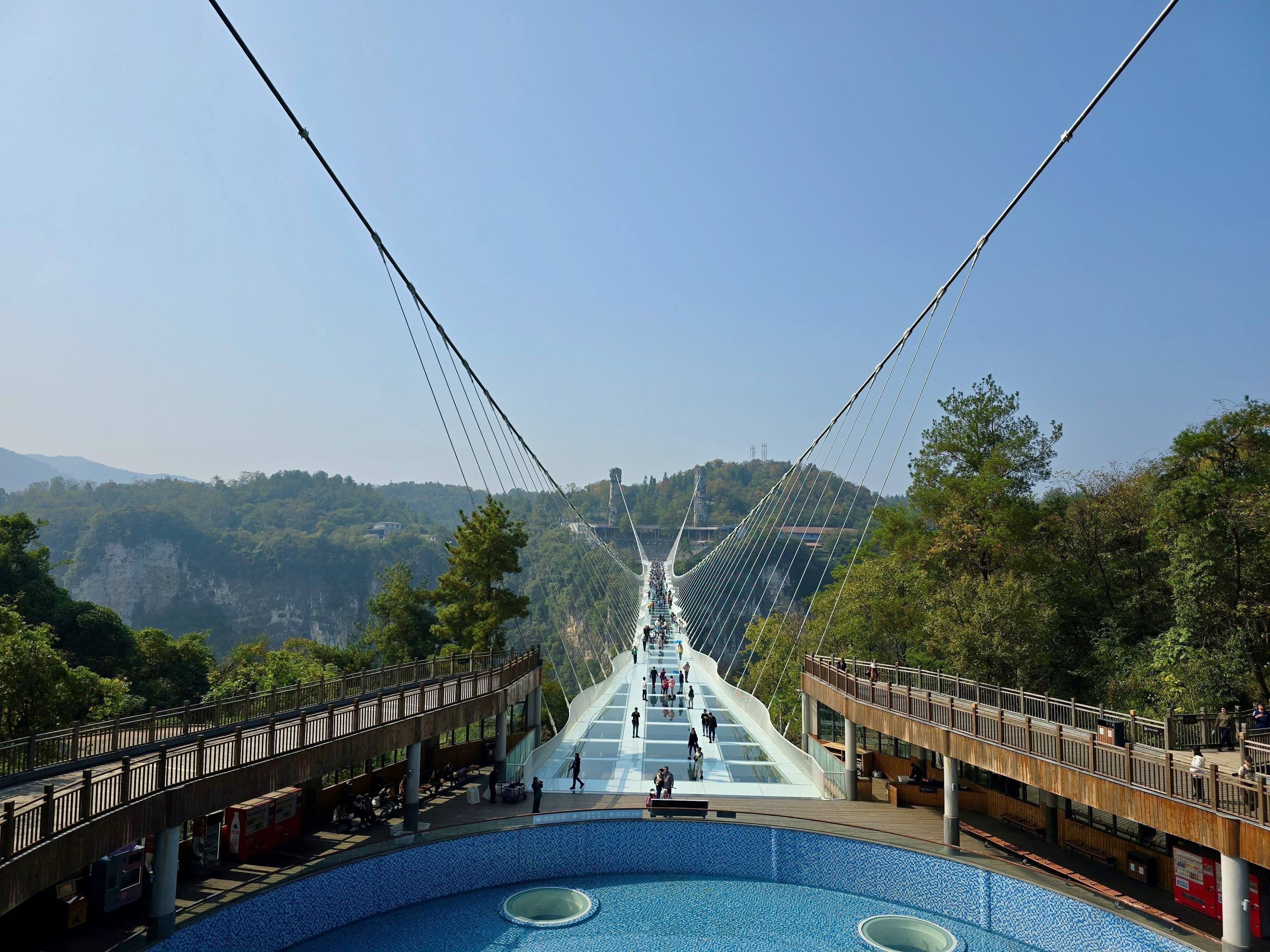Zhangjiajie Glass Bridge 1