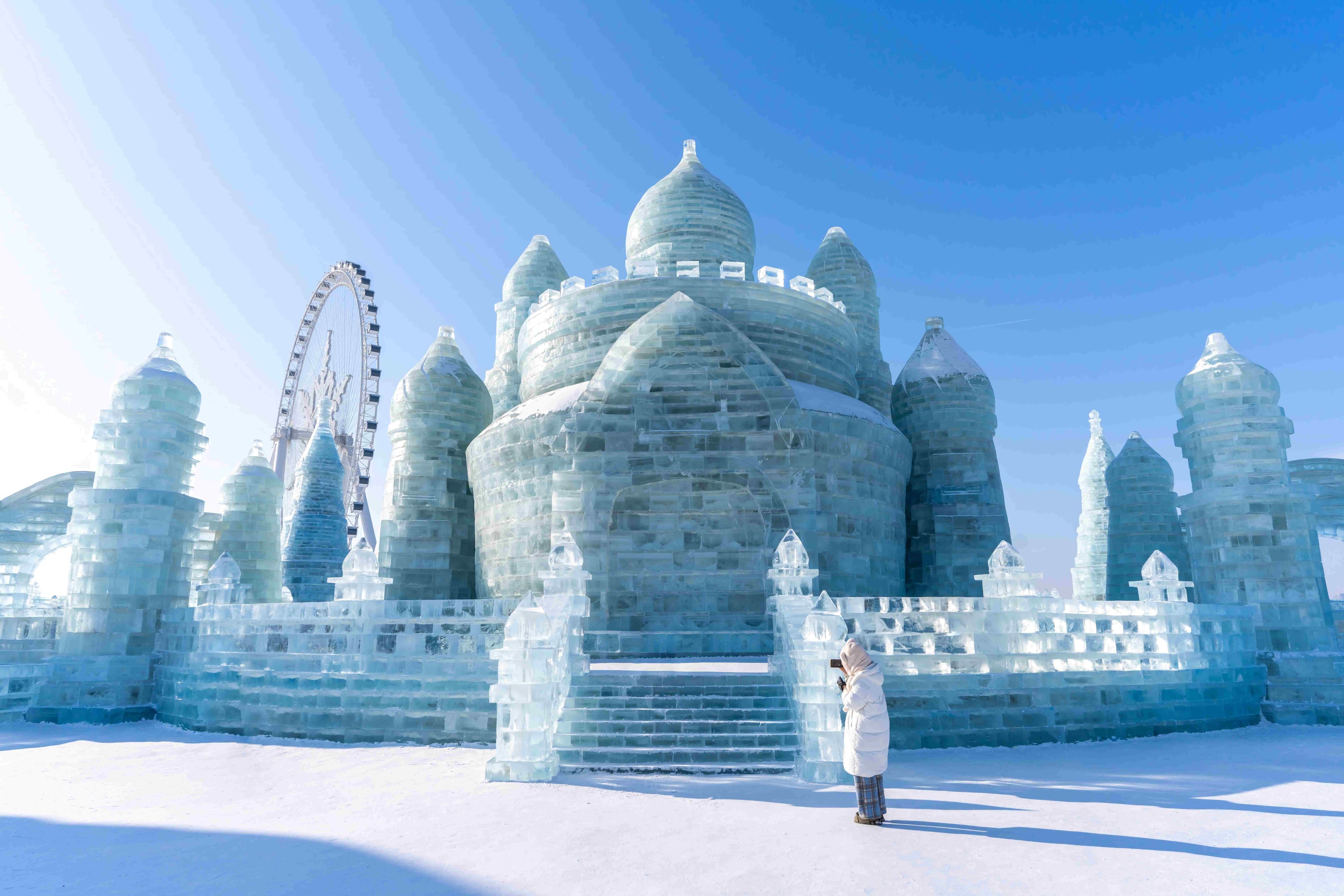 WINTER HARBIN ICE FESTIVAL + YABULI SKI RESORT