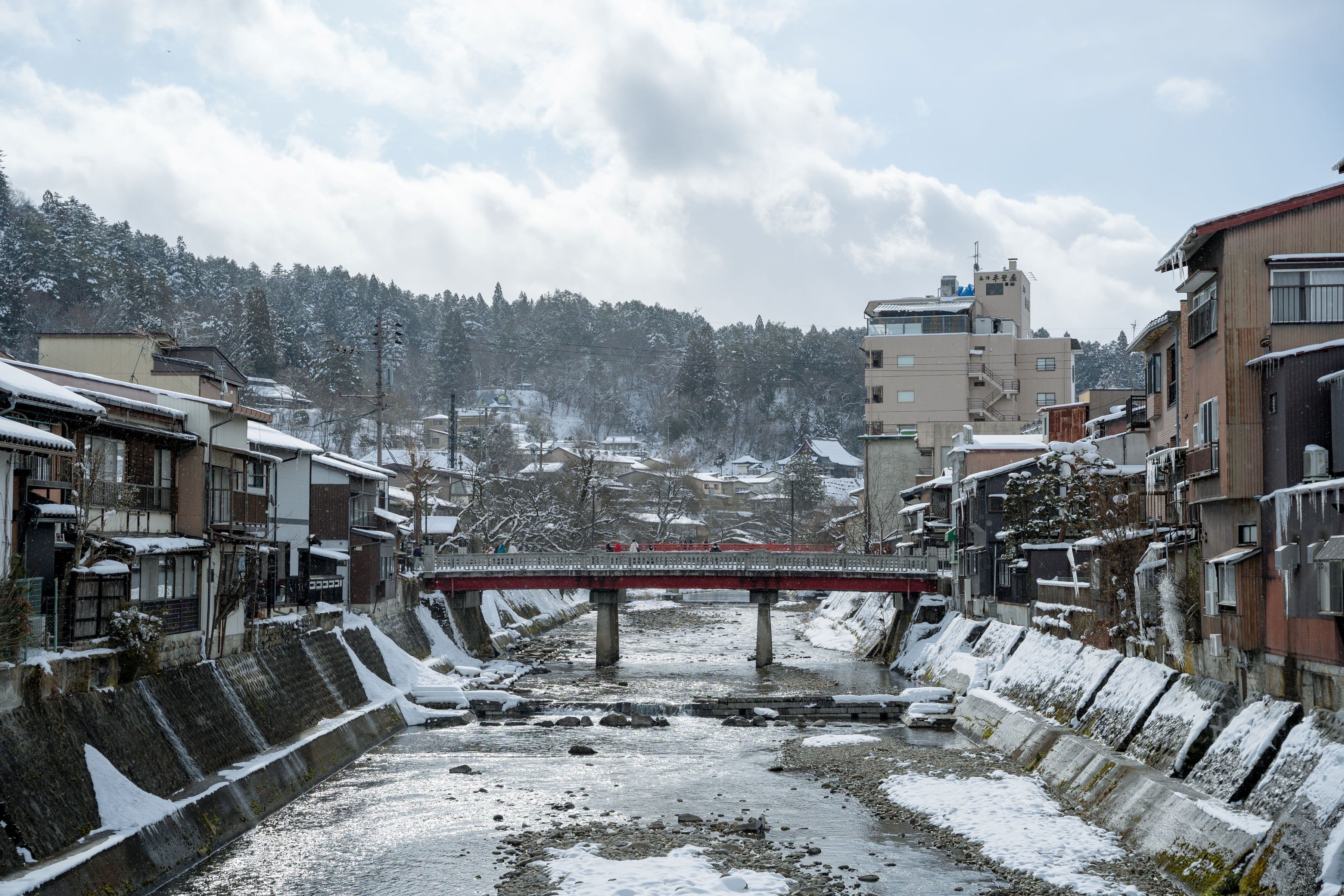 takayama old town winter